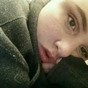 Meet your Posher, Mikalia