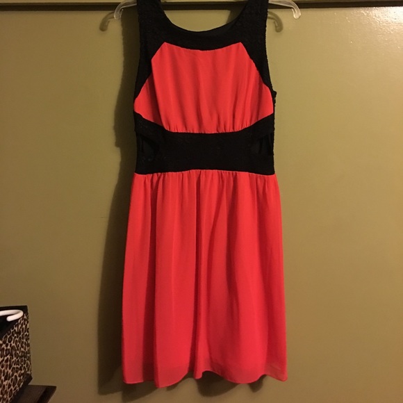 🌹🌸⬇️marked down ⬇️Woman's dress - Picture 4 of 7