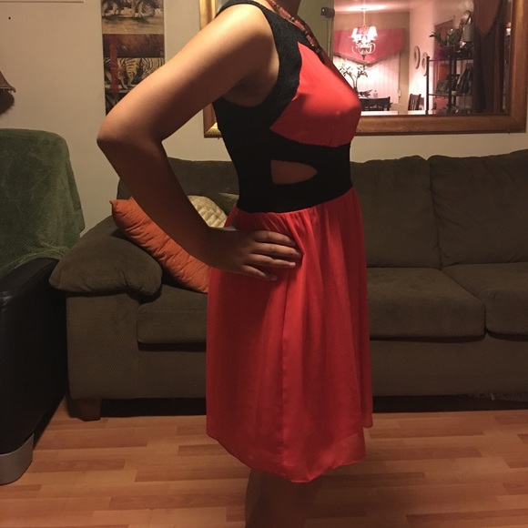 🌹🌸⬇️marked down ⬇️Woman's dress - Picture 2 of 7