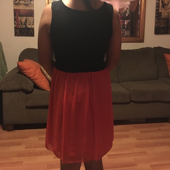 🌹🌸⬇️marked down ⬇️Woman's dress - Picture 3 of 7