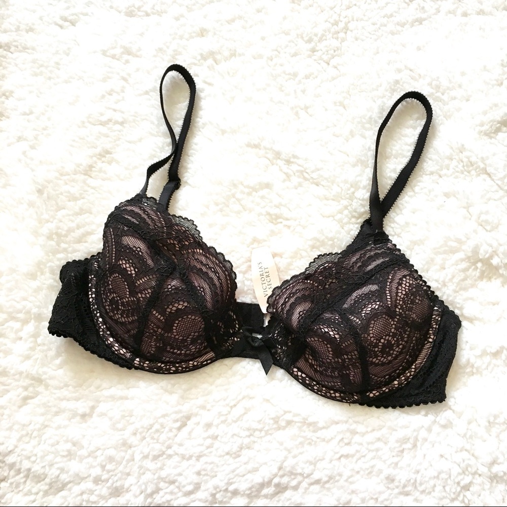 NWT Victoria's Secret Pink & black lace bra ‼️‼️
