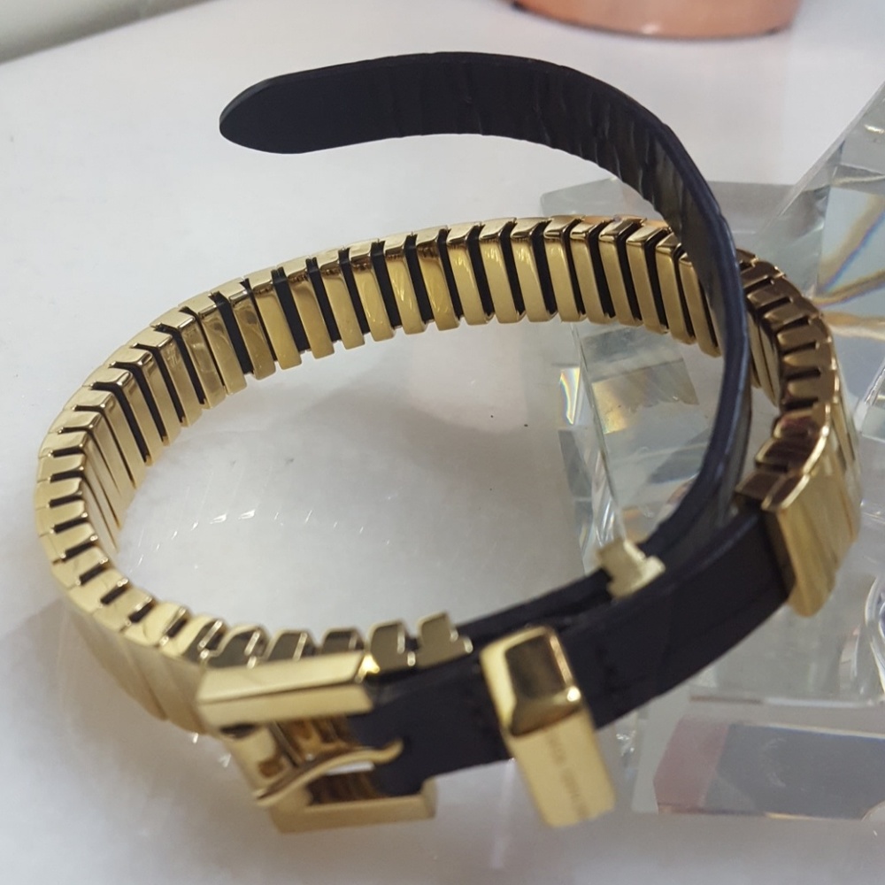🛑 SOLD Michael Kors double wrap leather/gold link bracele