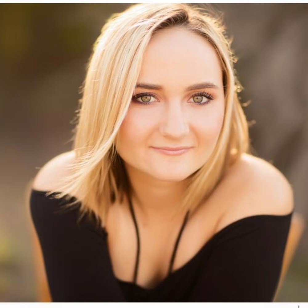 Meet your Posher, Hailey