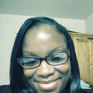 Meet your Posher, Candi