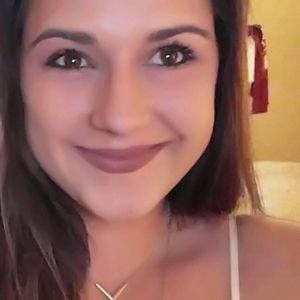 Meet your Posher, Katelyn