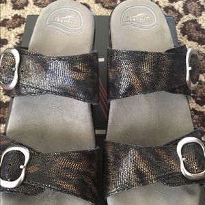 Dansko Sophie Leather Swirl Coffee