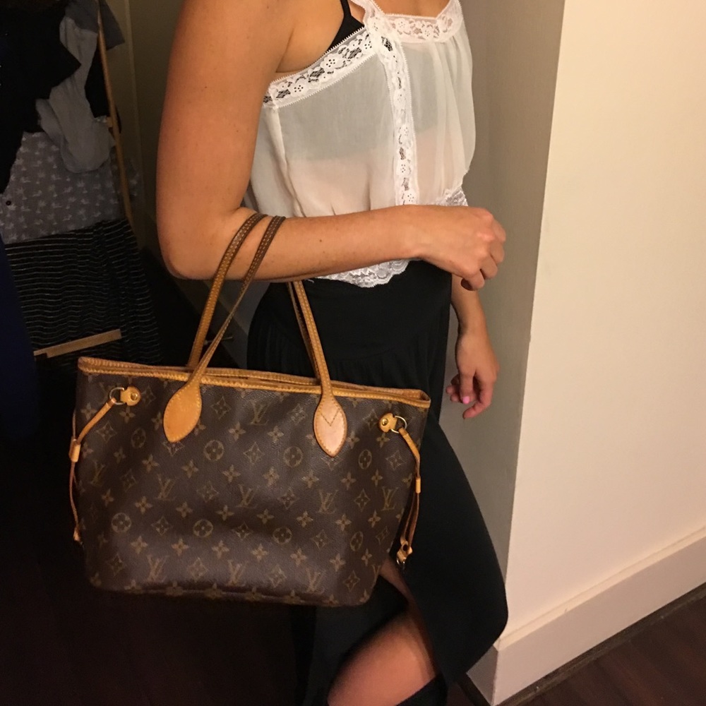 Louis Vuitton Neverfull PM