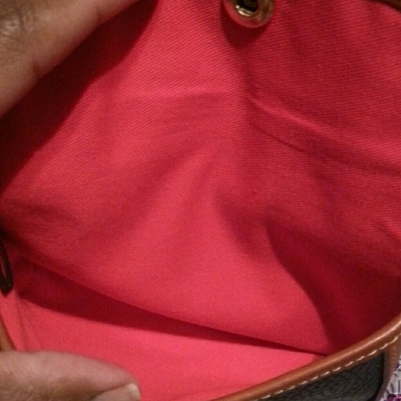Dooney & Bourke - Picture 3 of 4