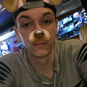 Meet your Posher, Dillon