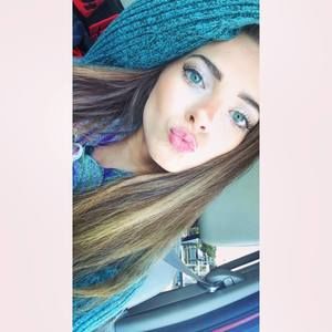 Meet your Posher, Francesca