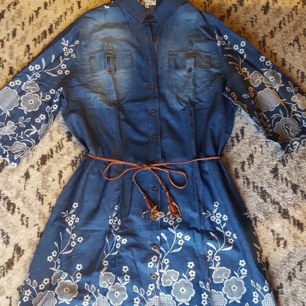Plus-size denim dress with white floral print