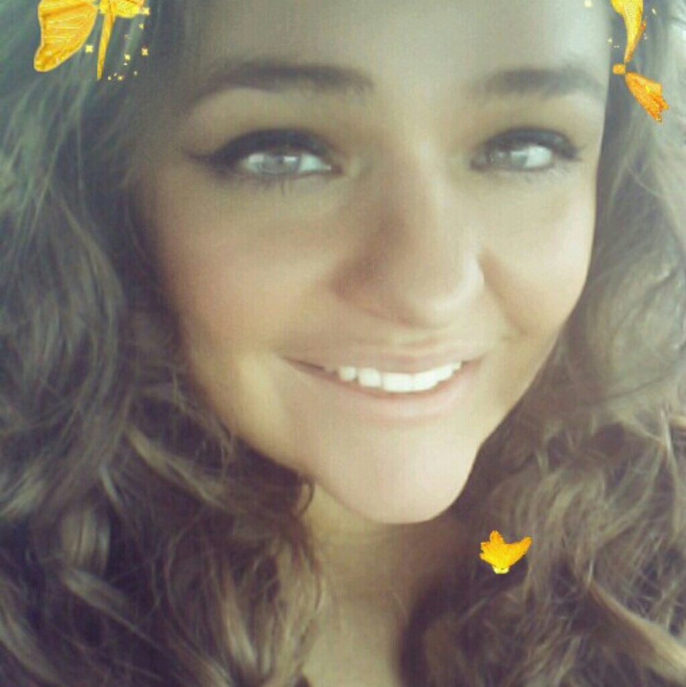 Meet your Posher, Brittany