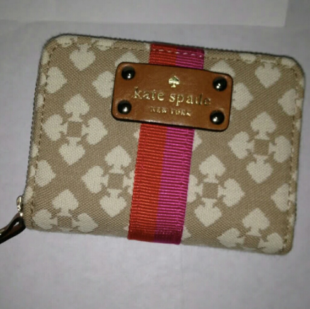 ❌SOLD❌ Kate Spade Wallet