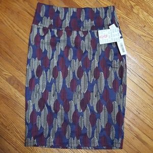 Small lularoe cassie