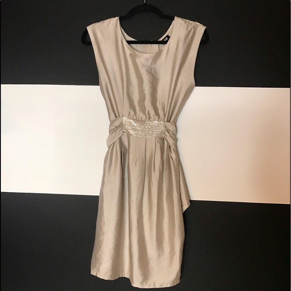 Fun and flirty summer dress!