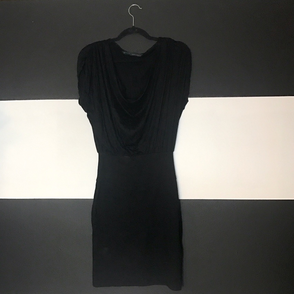Zara classy yet comfy dress!