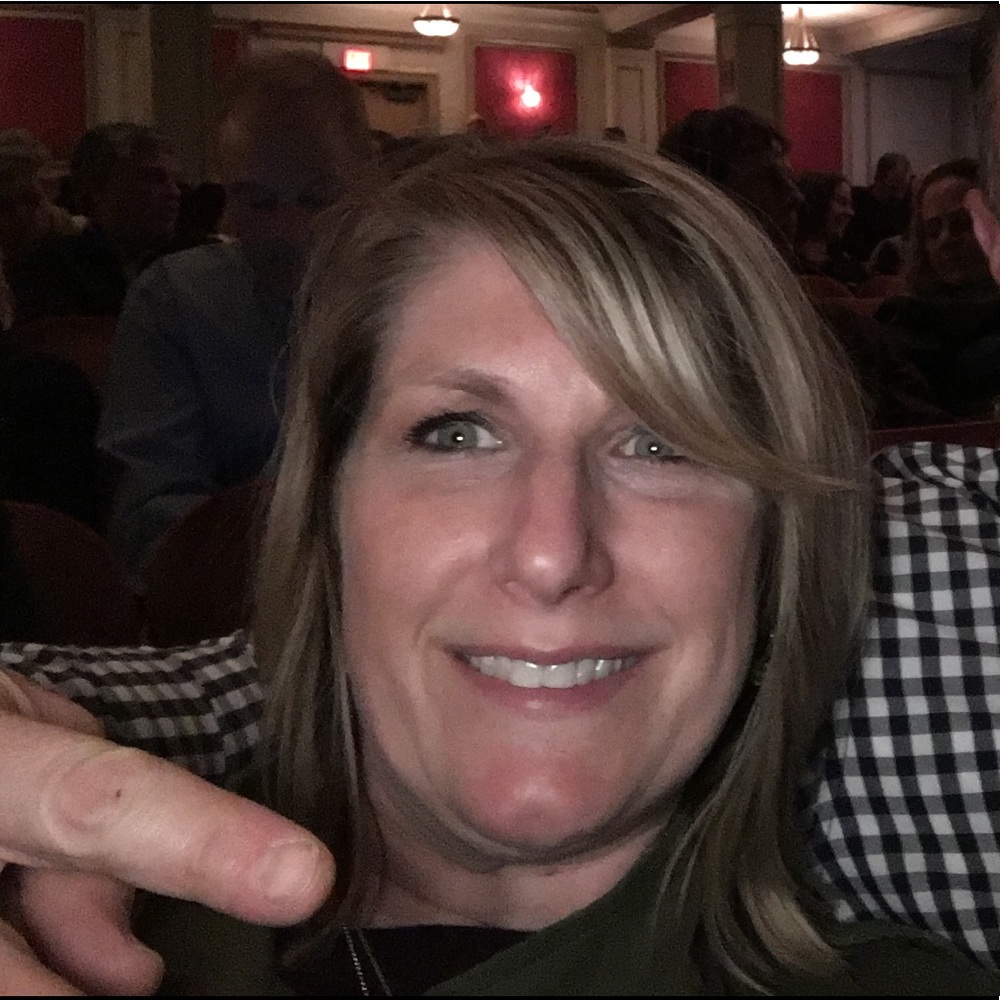 Meet your Posher, Traci
