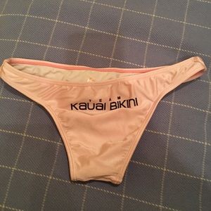 Kauai Bikini light pink bottoms