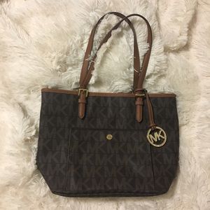 NWOT Michael Kors purse