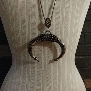 Nasty Gal Western Layered Lock Horns Necklace