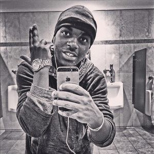 Meet your Posher, Cy