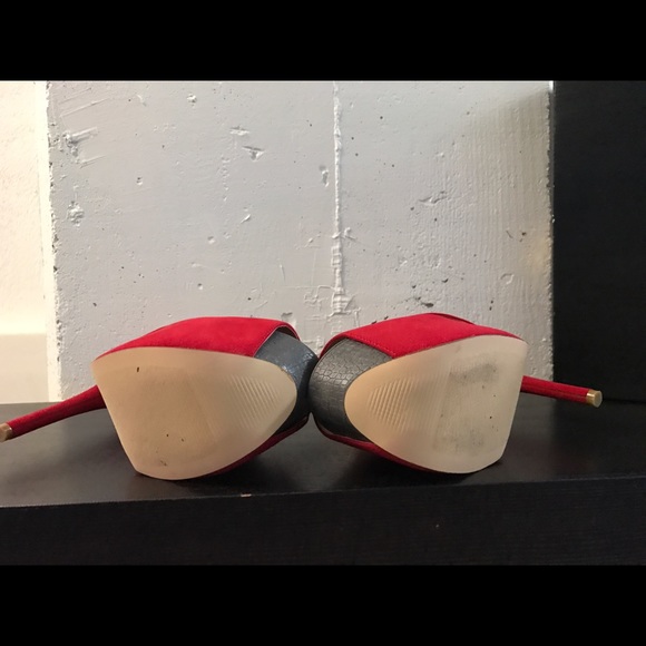 Brand new never worn RED HOT HIGH HEEL PLATFORMS! - Picture 4 of 4