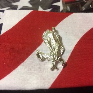 American Eagle Layered Silver Pendant & Chain