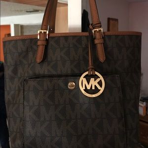 Michael Kors purse