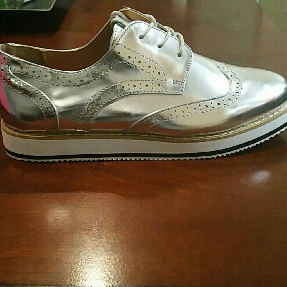 Miriam by Shoe Dazzle