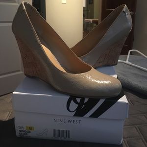 NWOT Nine West wedges size 9.5 NWOT Nine West wedges size 9.5