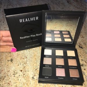 Realher Eyeshadow Palette
