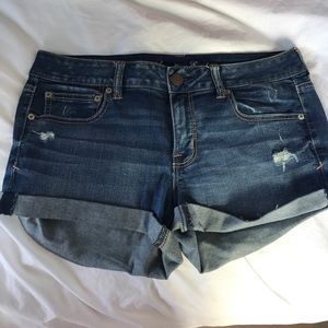 NWOT- American Eagle jean shorts