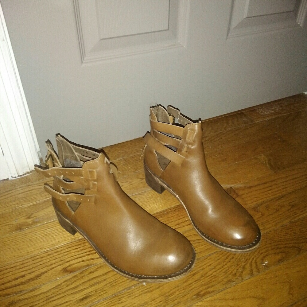Final Sale: Gee WaWa Booties
