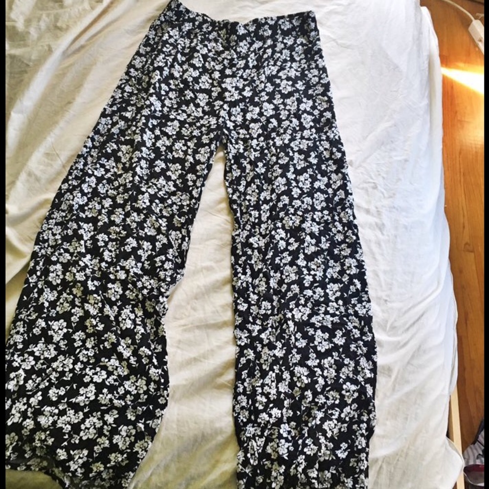 Lightweight floral summer pants