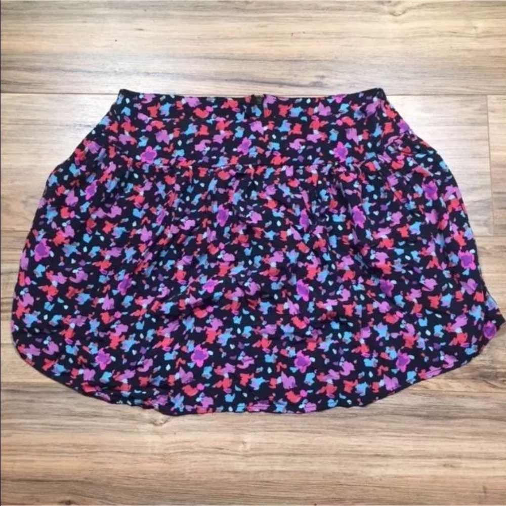 Urban Outfitters Silence + Noise Mini Skirt Sz 8
