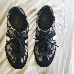 LIKE NEW Authentic Coach signature "joss" sneakers