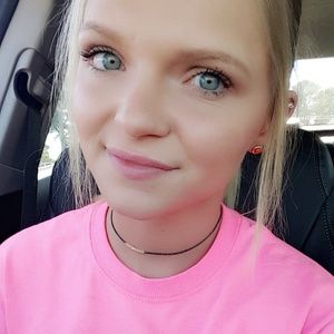 Meet your Posher, Decienne