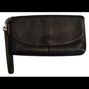 Couch wallet/wristlet