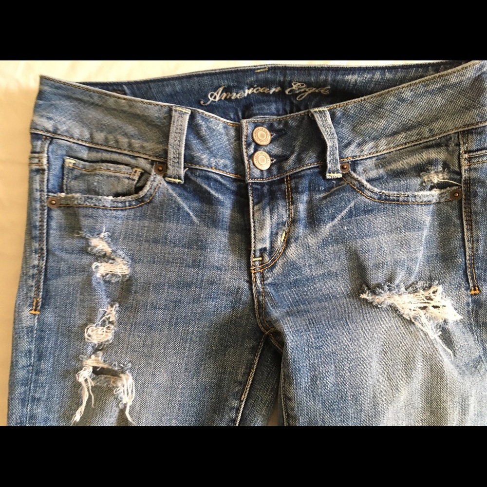 Size 2 American eagle capris