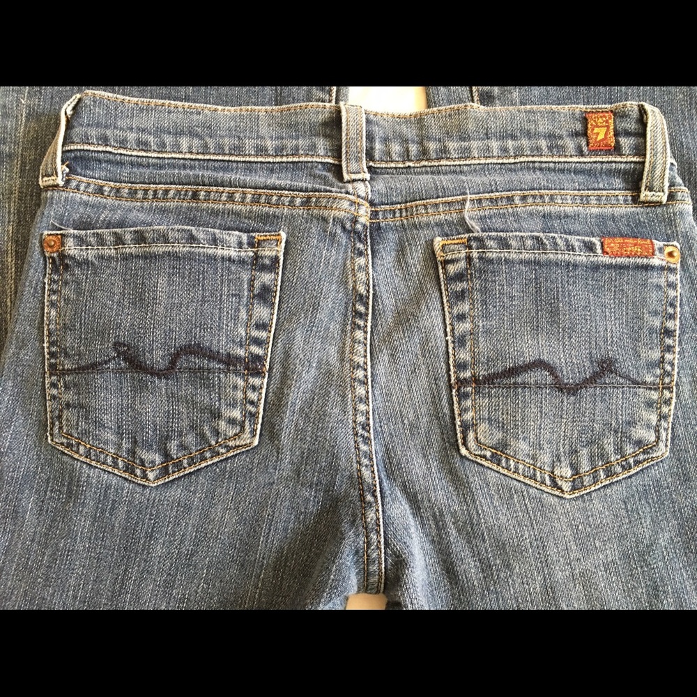 23x30 7 For All Mankind