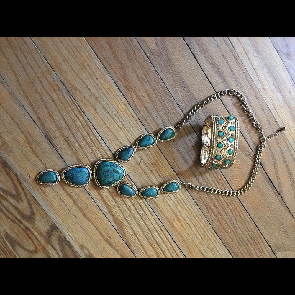 Bracelet & necklace set