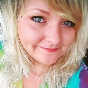 Meet your Posher, Mandy