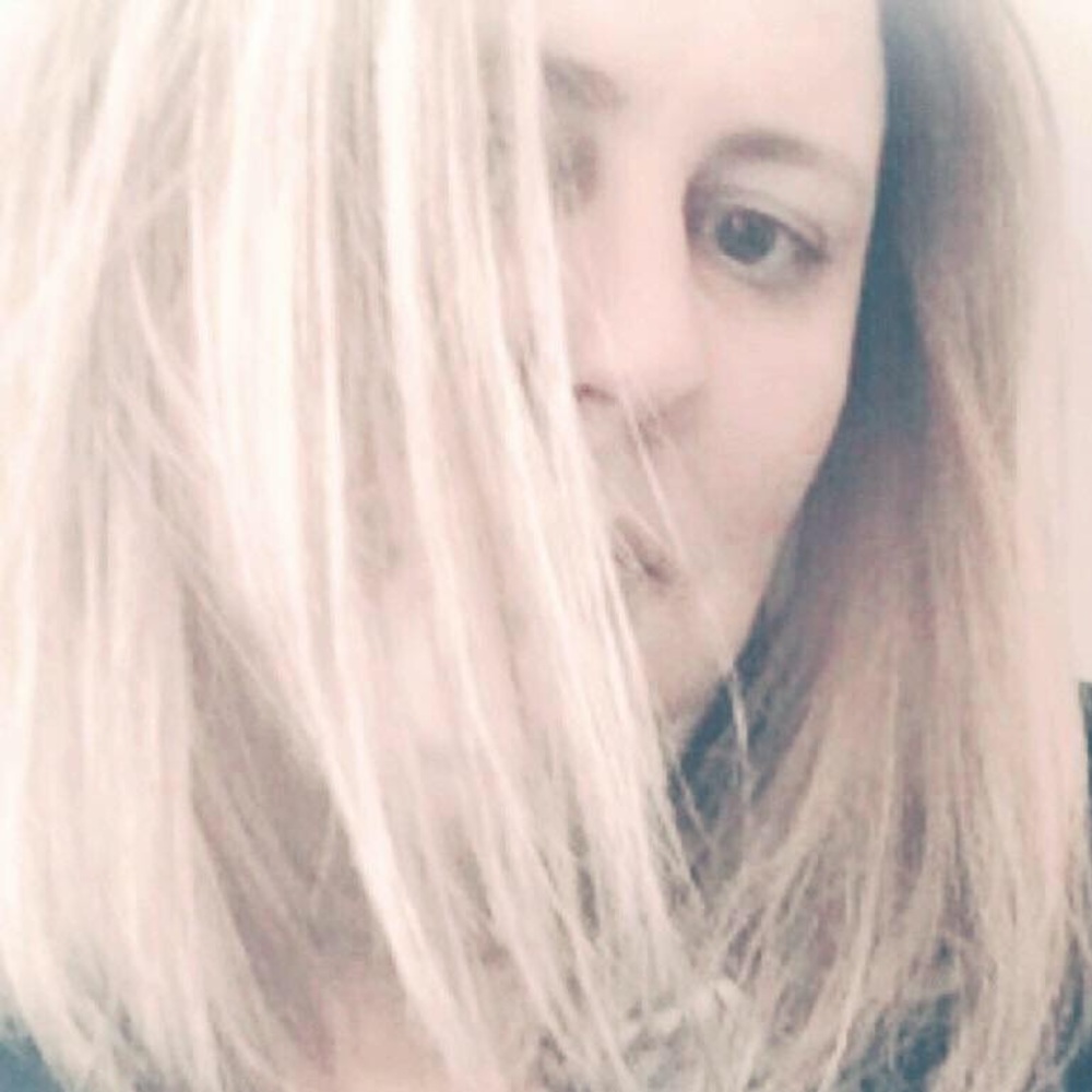 Meet your Posher, Becca