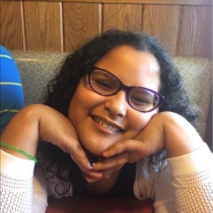 Meet your Posher, Shari