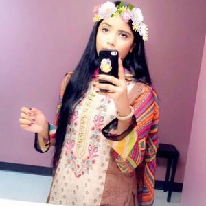 Meet your Posher, Rose