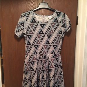 LuLaRoe Amelia. Size L. Beautiful & flows well.