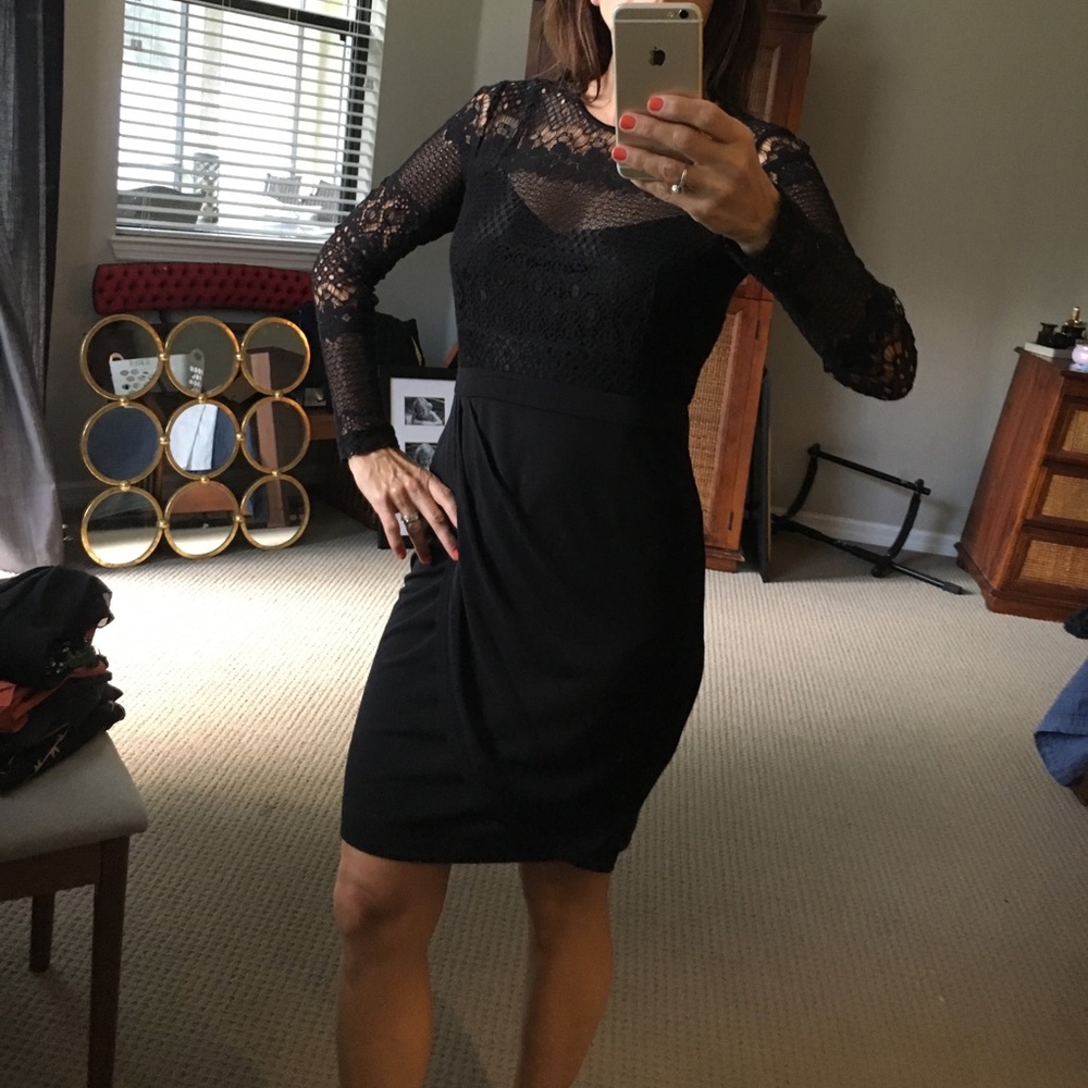 Gorgeous black cocktail dress LBD lace long sleeve