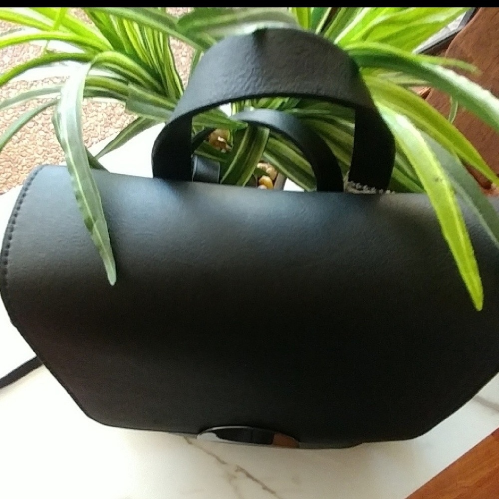 Black mini backpack - Picture 4 of 4