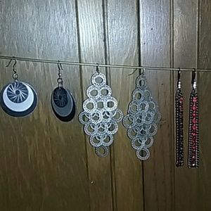 Lot of Earrings
