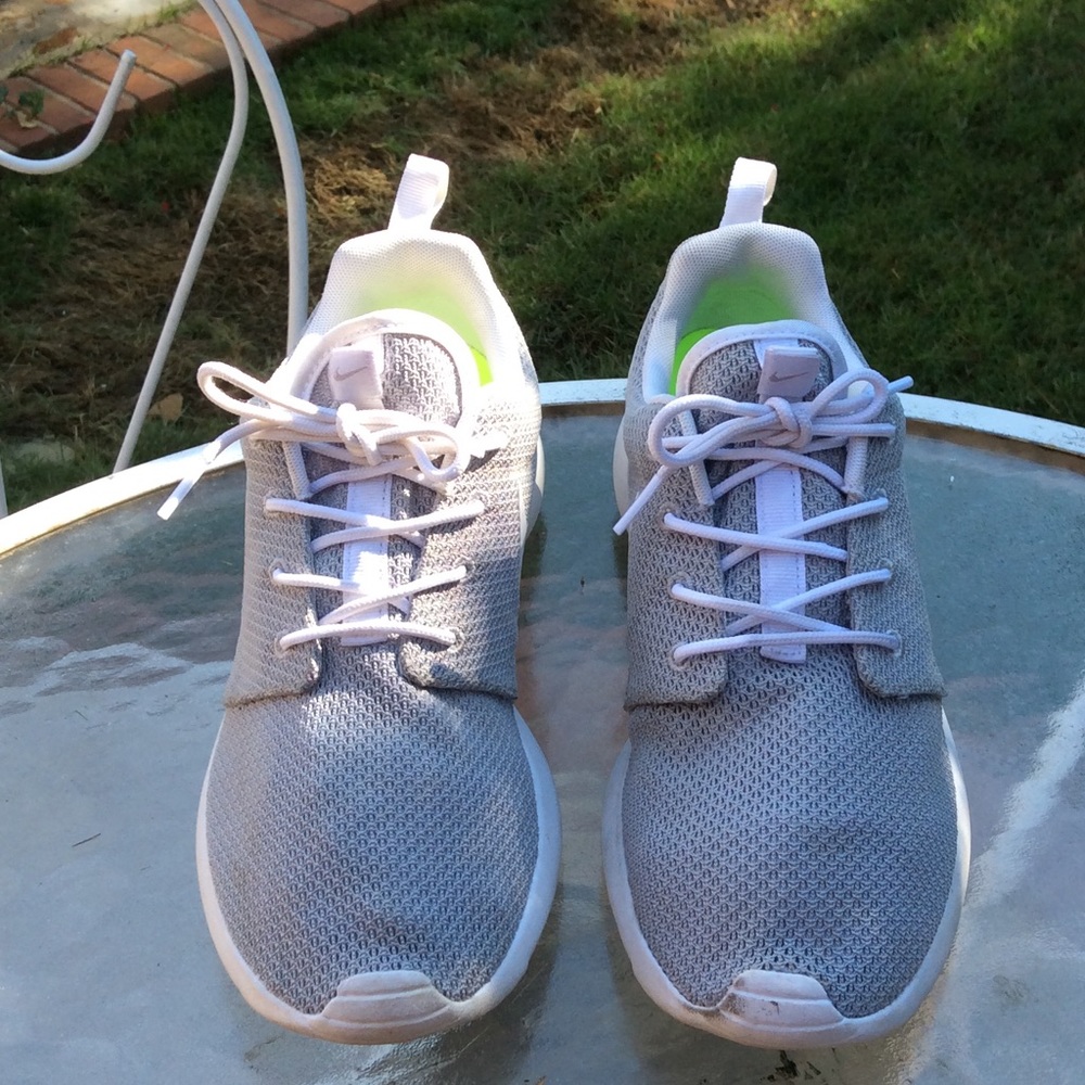Women's Nike Roche